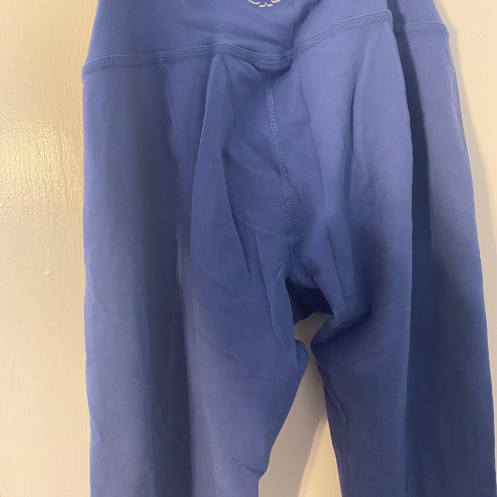 BEYOND YOGA Leggings Purple/Blue Color Super Soft - Picture 3 of 6